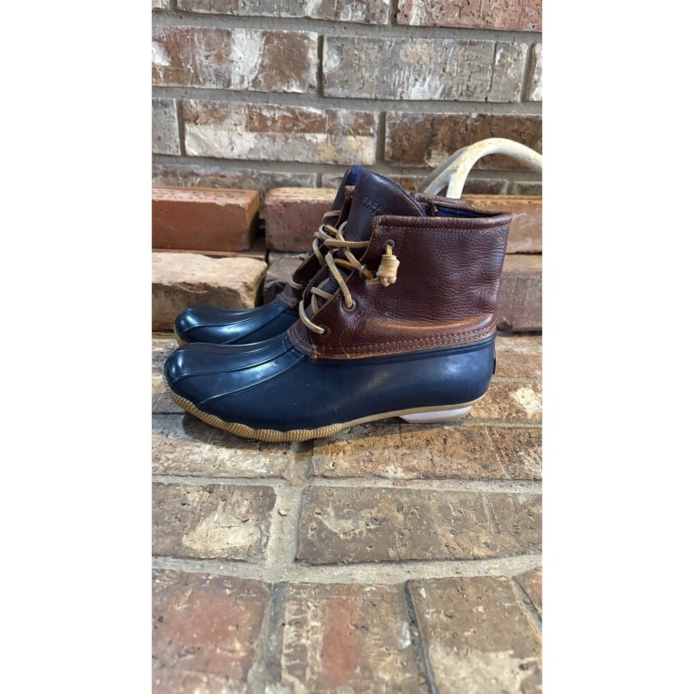 Sperry Women's Saltwater Duck Boot. Navy Blue And Brown Size 7. Weatherproof